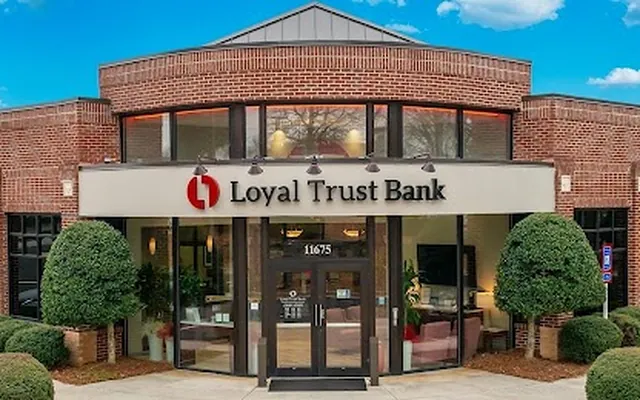Loyal Trust Bank location